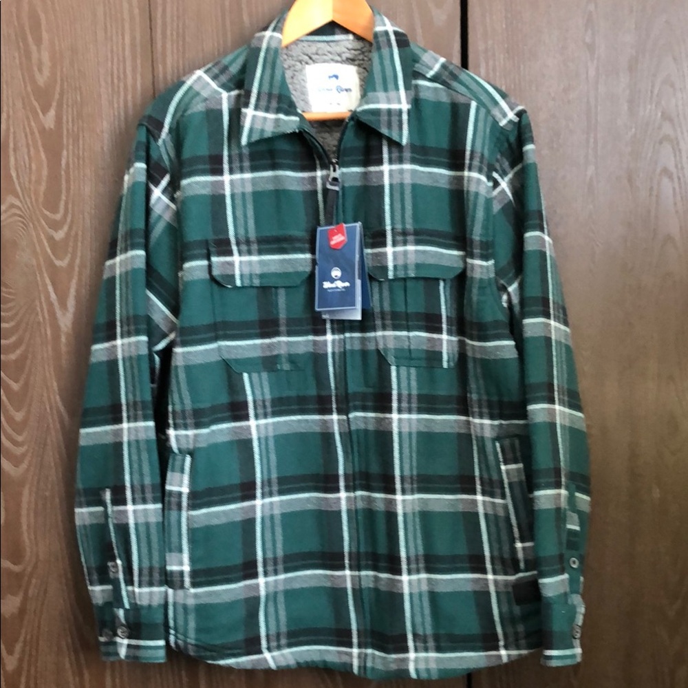 NWT WINDRIVER OUTFITTING SIZE M SHERPA FULL ZIP GREEN PLAID CL002